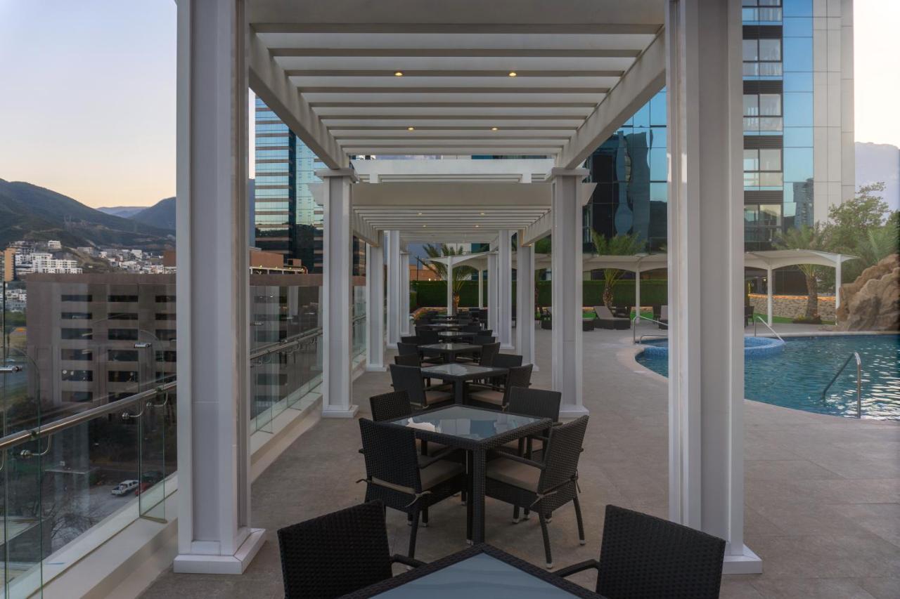 מלון San Pedro Garza Garcia Safi Royal Luxury Metropolitan מראה חיצוני תמונה The pool at the Four Seasons Hotel