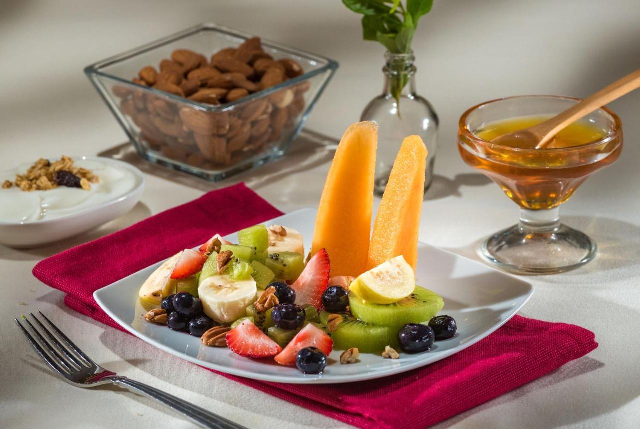מלון San Pedro Garza Garcia Safi Royal Luxury Metropolitan מראה חיצוני תמונה Fruit salad