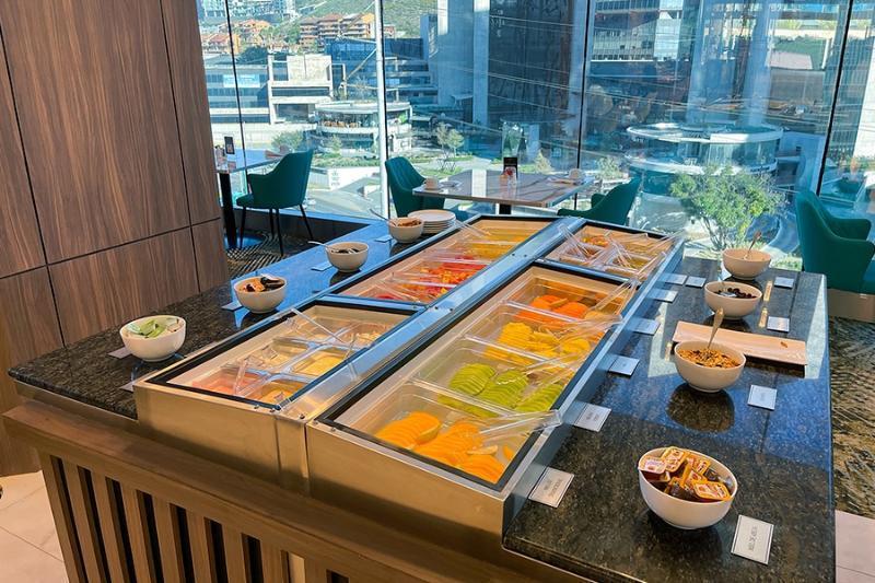 מלון San Pedro Garza Garcia Safi Royal Luxury Metropolitan מראה חיצוני תמונה A salad bar at a restaurant