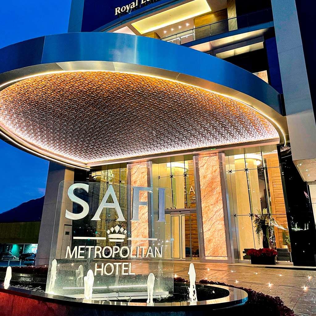 מלון San Pedro Garza Garcia Safi Royal Luxury Metropolitan מראה חיצוני תמונה The entrance of the hotel
