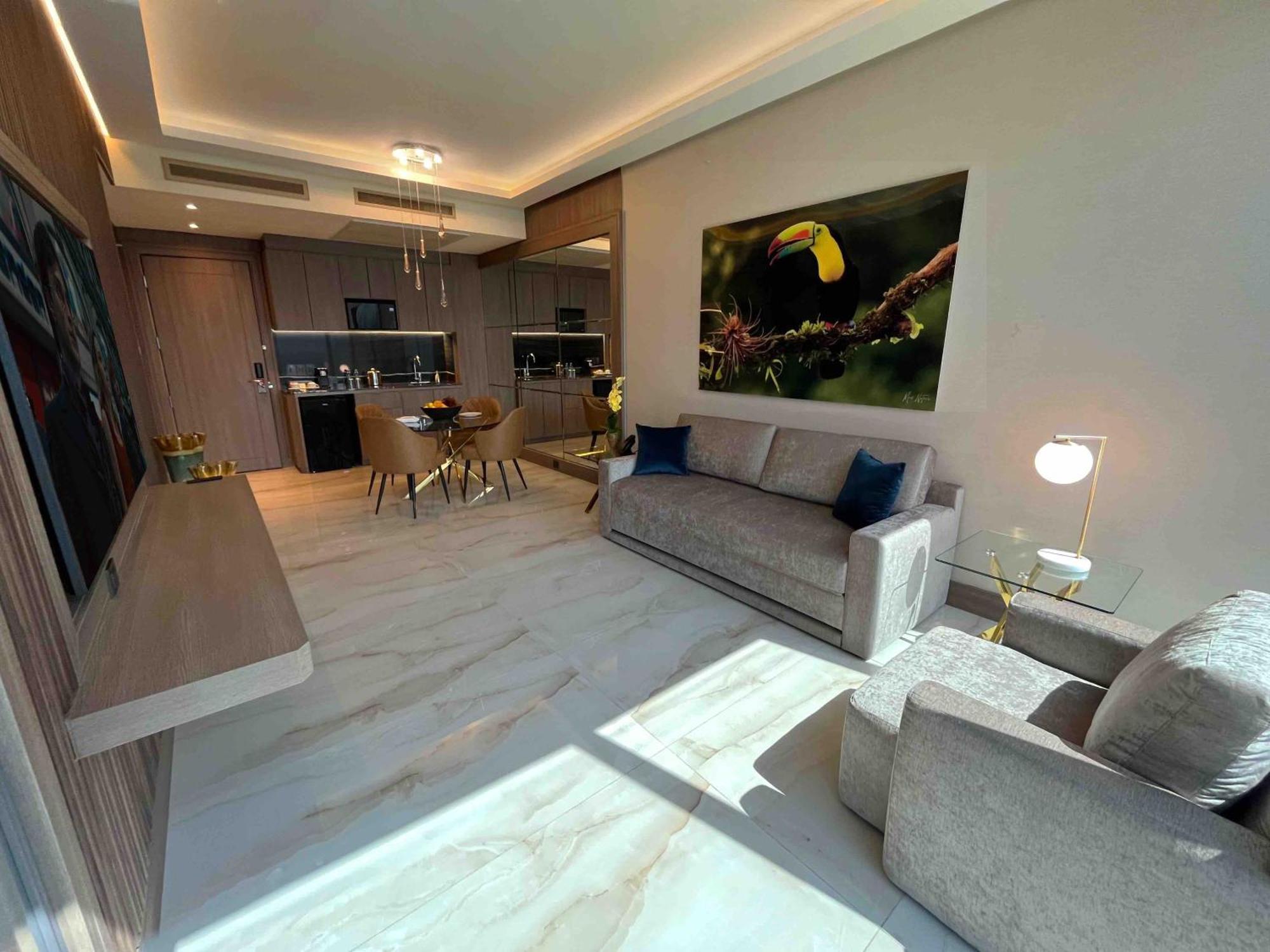 מלון San Pedro Garza Garcia Safi Royal Luxury Metropolitan מראה חיצוני תמונה Interior of a typical apartment